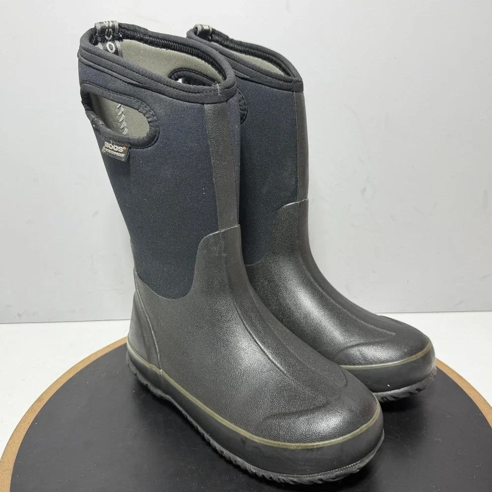 Bogs Classic High Boots Youth Size 4 Black Waterproof Insulated Winter Snow